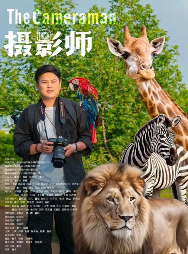 3个风格各异的小美女轮流交换着干还有什么比这更爽的吗长腿妹子穿上丝袜干 - 伊人AV